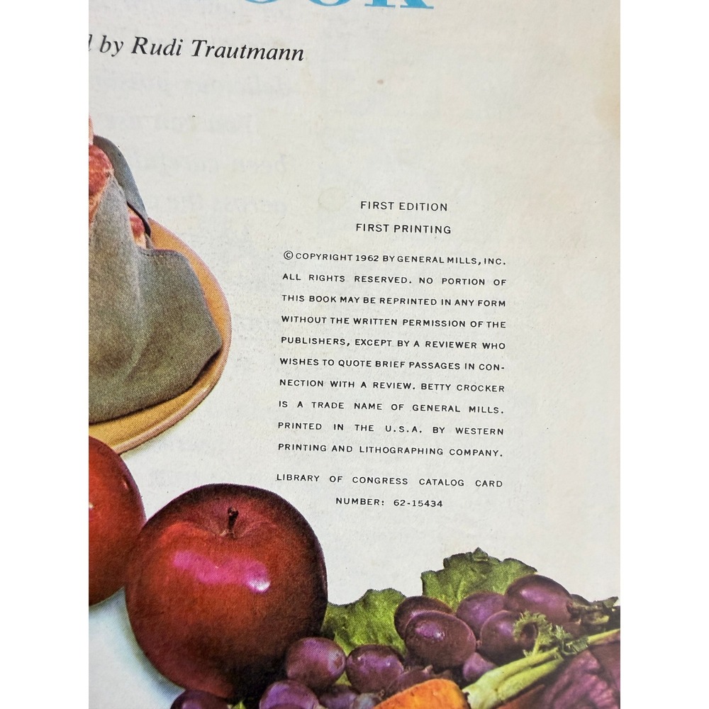 Betty Crocker's New Good and Easy Cook Book Vintage Spiral Bound 1962 Edition - Picture 6 of 6